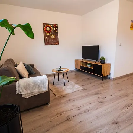 Paula * Лангенфельд